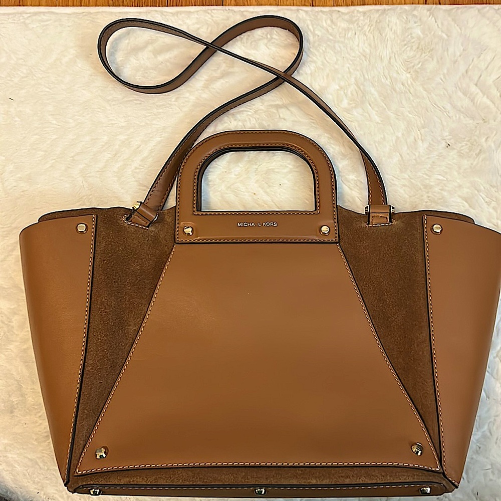 Brand new, never used Michael Kors CLARA commuter bag with removable pouch NYT